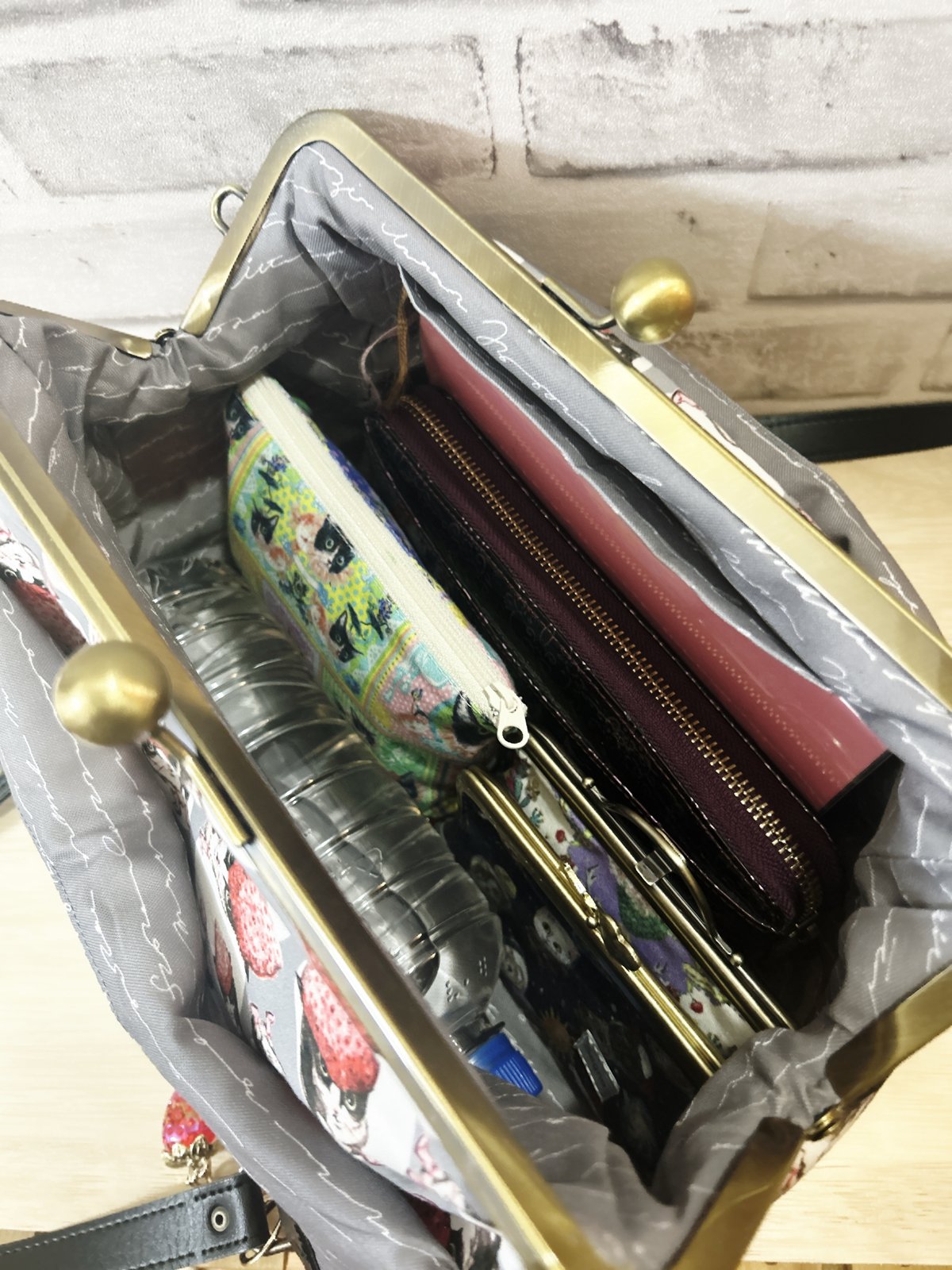 再販）【オーダーメイドで承ります】あおりがま口バッグ（XL）俵型