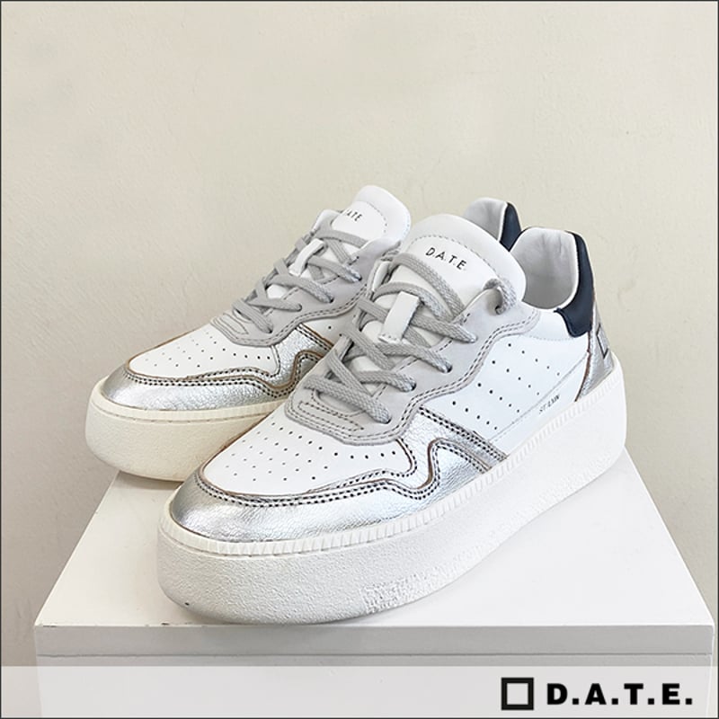 D.A.T.E.(デイト) STEP LAMINATED レザースニーカー WHITE-SIL