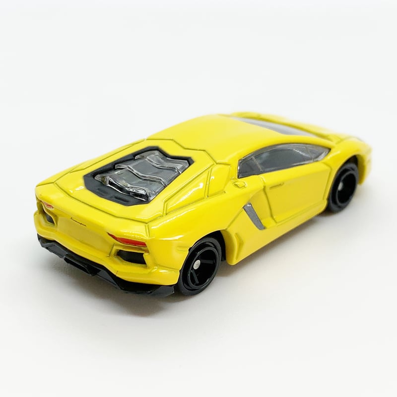 トミカ アジア限定 AO-03 ランボルギーニ アヴェンタドール LP700-4