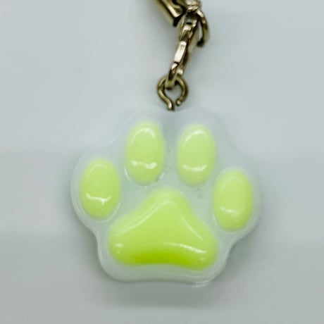 ♯Jvi08CZちび猫肉球キーホルダー全6種 ♯Jvi08CZちび猫肉球キーホルダー全6種 - メルカリ