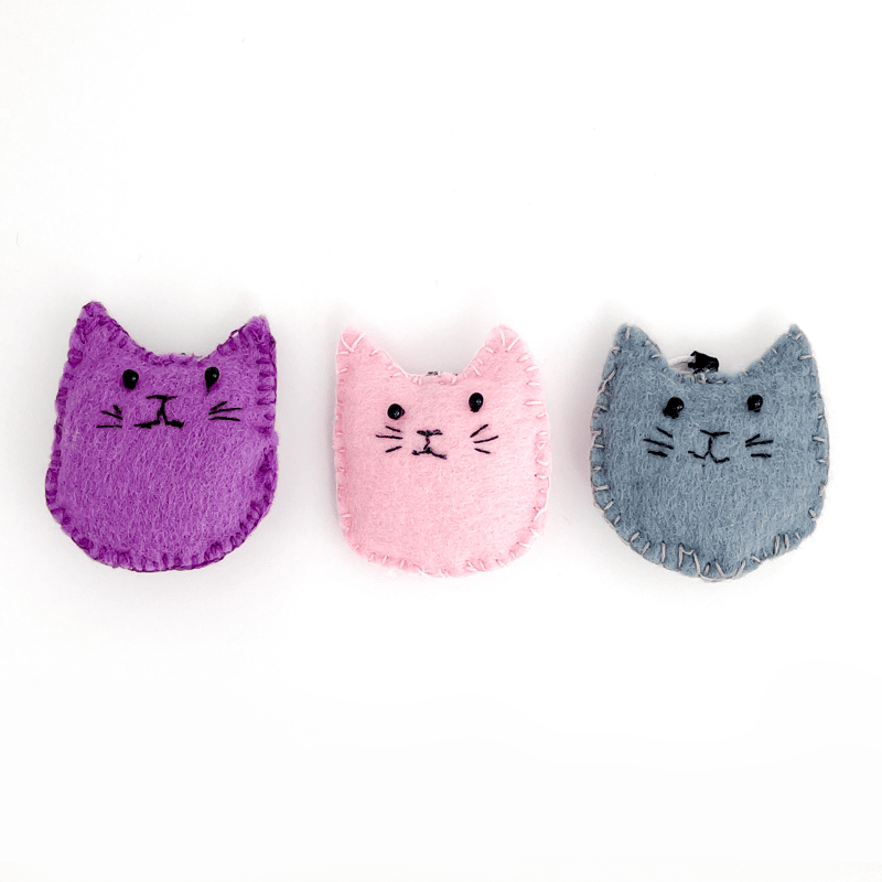 羊毛フェルト　猫　グレートラ猫♡シャム猫　しっぽリボン　ハンドメイド 羊毛フェルト 猫 グレートラ猫♡シャム猫 しっぽリボン