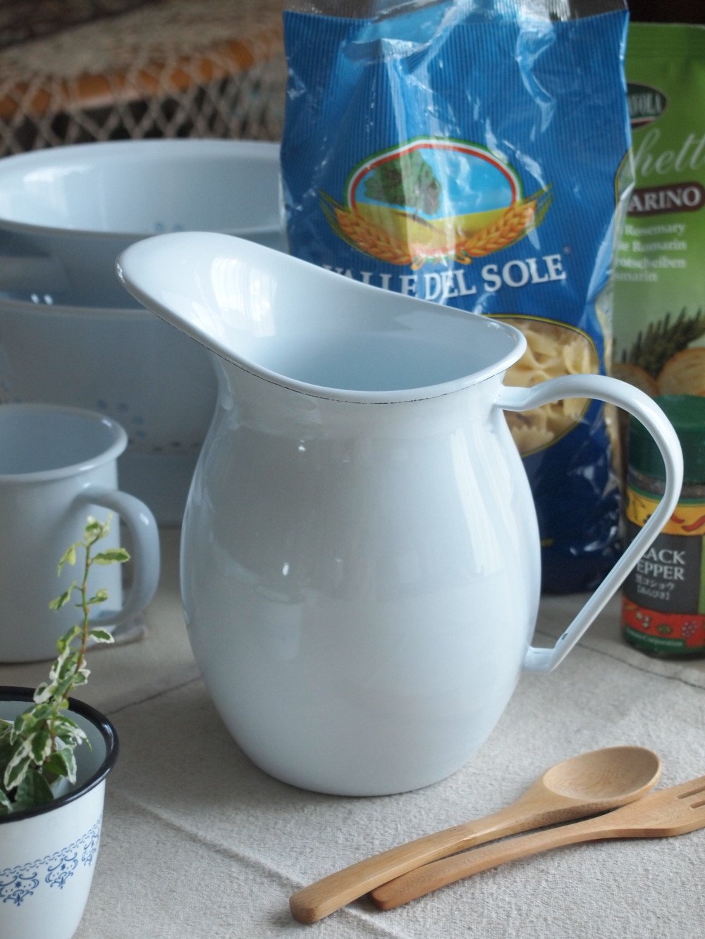 ホーローピッチャー ホワイト 水差し 北欧カントリー 琺瑯 | 雑貨屋