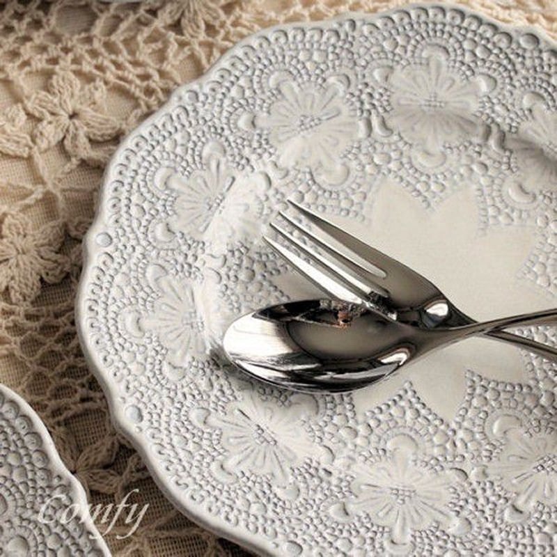 イタリア製・手作り伝統工芸品　銀製レース模様の小物入れ 925　アンティーク小物 イタリア製・手作り伝統工芸品 銀製レース模様の小物入れ 925