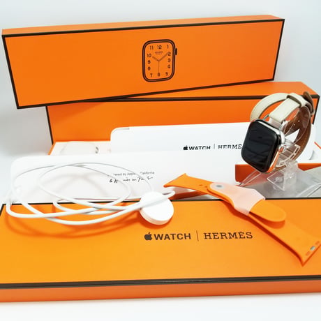 【Apple×Hermes】美品 エルメス×アップルウォッチ Apple Watch Hermès Series 8 シリーズ8 付属品有り A2773 セルラーモデル ドゥブルトゥール
