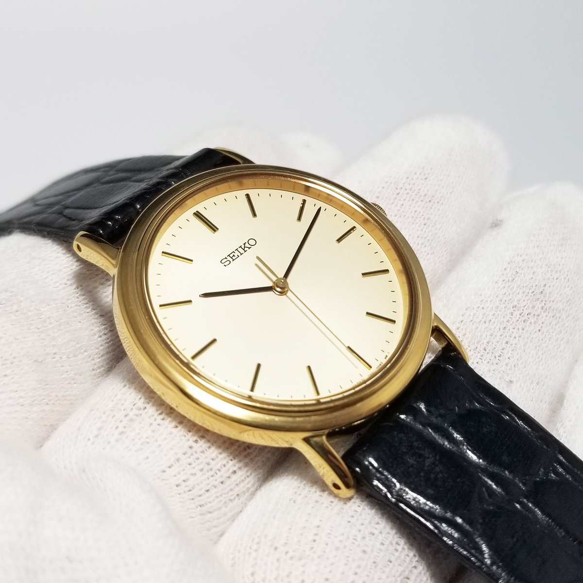 SEIKO】セイコー 腕時計 ゴールドカラー クォーツ 7N01-0BH0 美品
