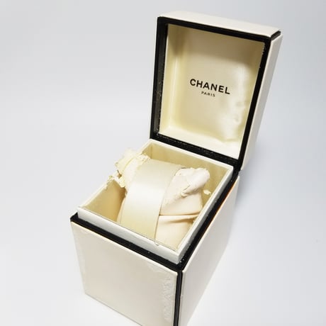 【CHANEL】シャネル 腕時計 マトラッセ クォーツ H0116 黒文字盤【電池交換済】