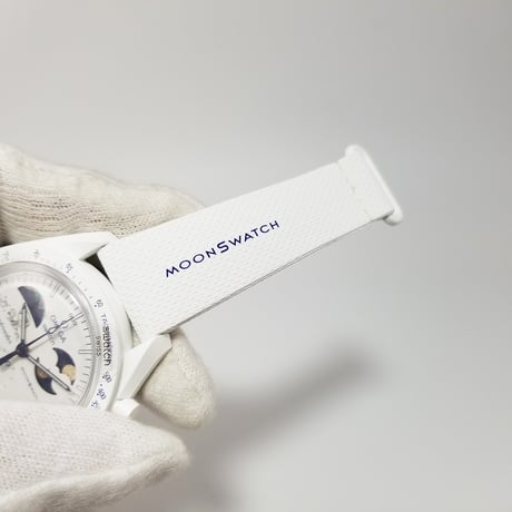 【Swatch×Omega】オメガ×スウォッチ　ミッショントゥアースフェイズ　ムーンシャインゴールド S033W701L スヌーピー【2025/12/17購入・未使用】