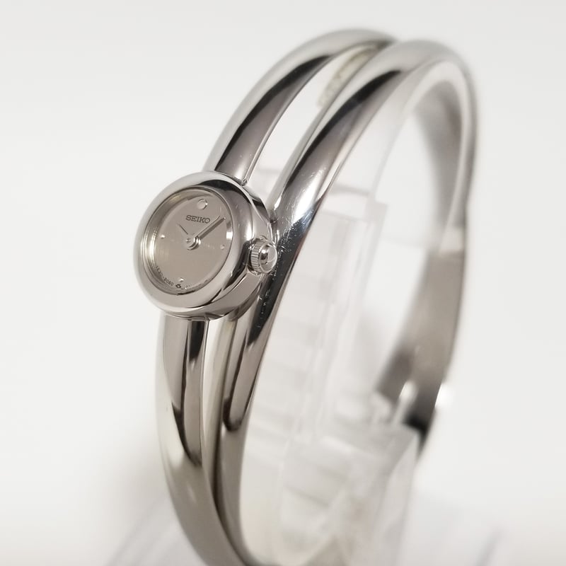SEIKO】セイコー 腕時計 ブレスウォッチ クォーツ 稼働 1E20-0660 動作