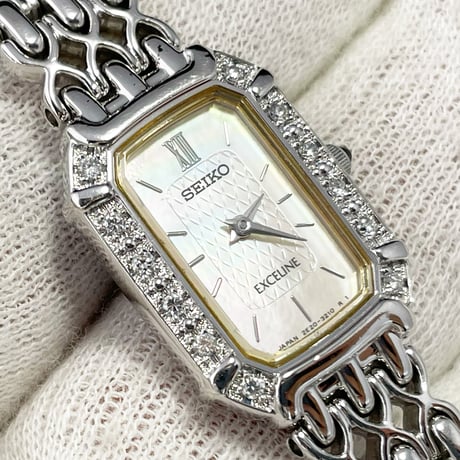 【SEIKO】セイコー 腕時計 エクセリーヌ クォーツ 稼働 ダイヤベゼル 2E20-7460【電池交換済】