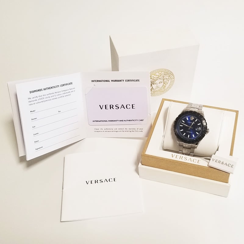 VERSACE】新品同様 ヴェルサーチ メンズ腕時計 VEZI00219 VERSACE】新品同様 ヴェルサーチ メンズ腕時計 VEZI00219
