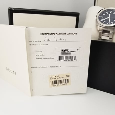 【GUCCI】美品 グッチ メンズ腕時計 クォーツ デイト YA142301 142.3 付属品あり ブラック文字盤