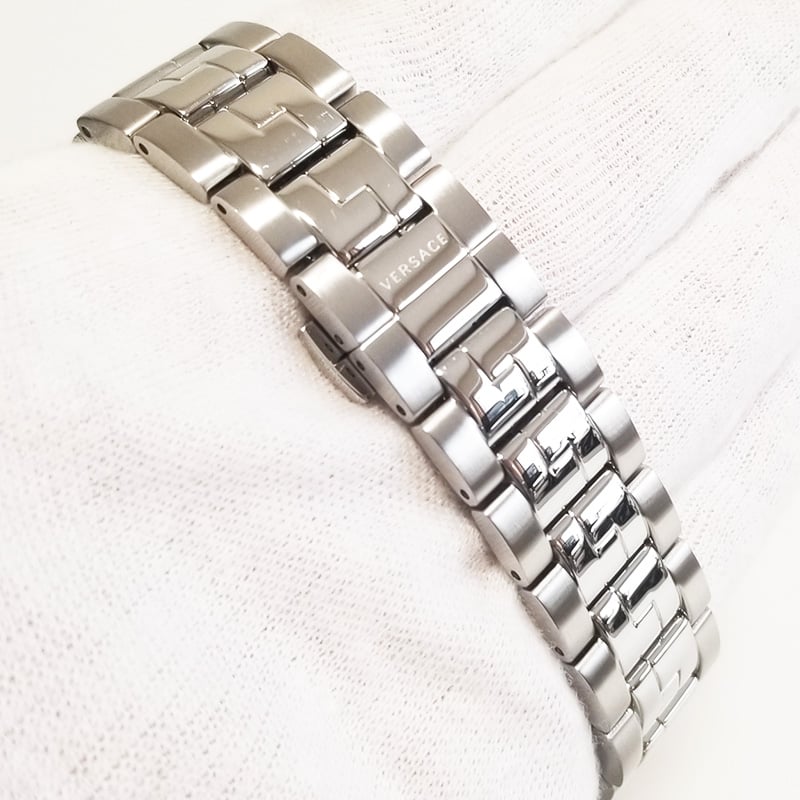 VERSACE】新品同様 ヴェルサーチ メンズ腕時計 VEZI00219 VERSACE】新品同様 ヴェルサーチ メンズ腕時計 VEZI00219