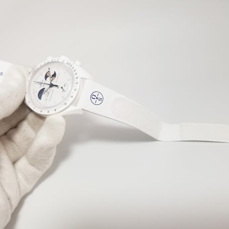 【Swatch×Omega】オメガ×スウォッチ　ミッショントゥアースフェイズ　ムーンシャインゴールド S033W701L スヌーピー【2025/12/17購入・未使用】