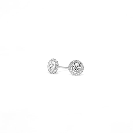 ダイヤモンド　ヘイローピアス　0.3×0.3ct［PT］