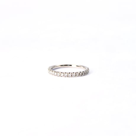 ハーフエタニティ　ダイヤモンドリング　0.30ct［PT］