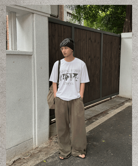 グラフィックプリント オーバーサイズ コットン 半袖Tシャツ / 2color