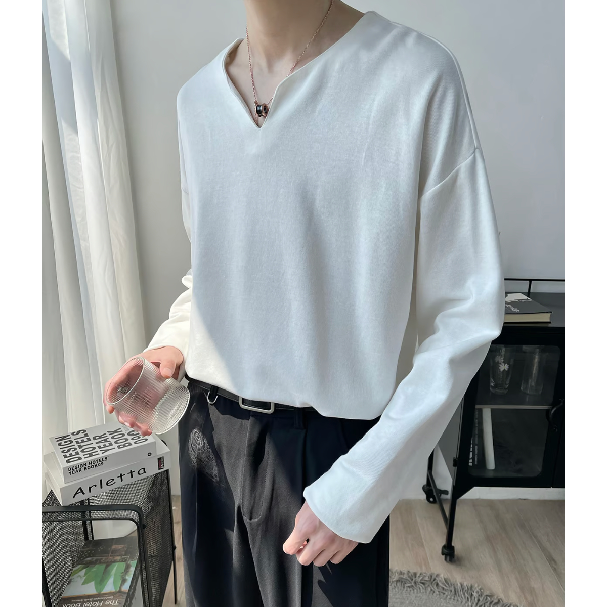 Vネック スキッパーロングTシャツ | ness.