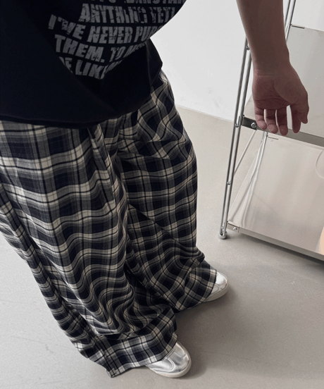 ルーズシルエット チェックワイドパンツ