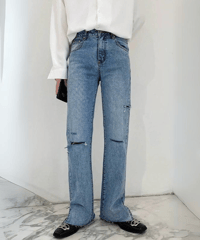 ダメージ スリットデニムパンツ