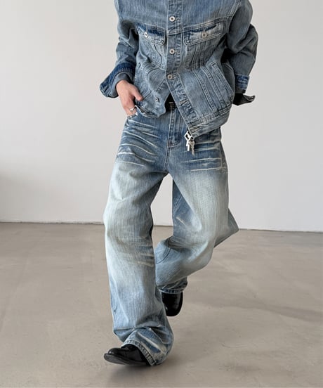 アーキテクチュラル フェード ワイドデニムパンツ