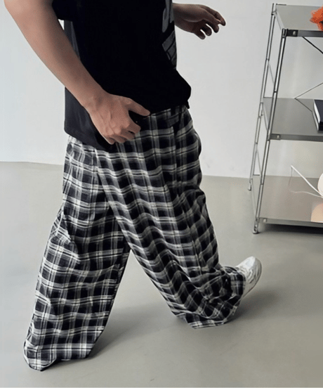 ルーズシルエット チェックワイドパンツ