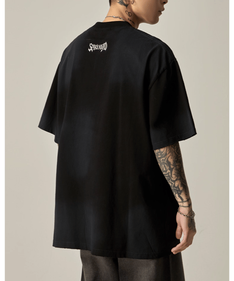 スパイクヘッド ダメージグラフィックTシャツ / 2colors