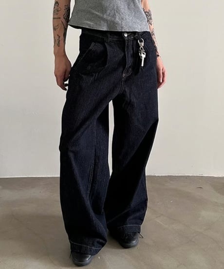 ワイドシルエット・インディゴデニムパンツ