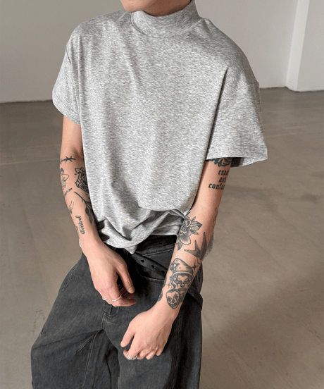 モックネックルーズシルエットTシャツ / 2color