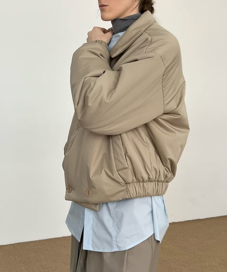 ハイネックショートパデッドジャケット