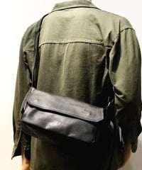 クラシックレザー ショルダーバッグ / 3color