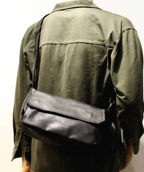 クラシックレザー ショルダーバッグ / 3color