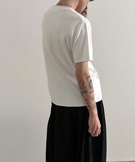 レースアップデザイン・VネックTシャツ / 2color