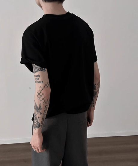 NEFELIBATA モノトーンプリントTシャツ / 2color