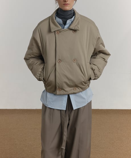 ハイネックショートパデッドジャケット