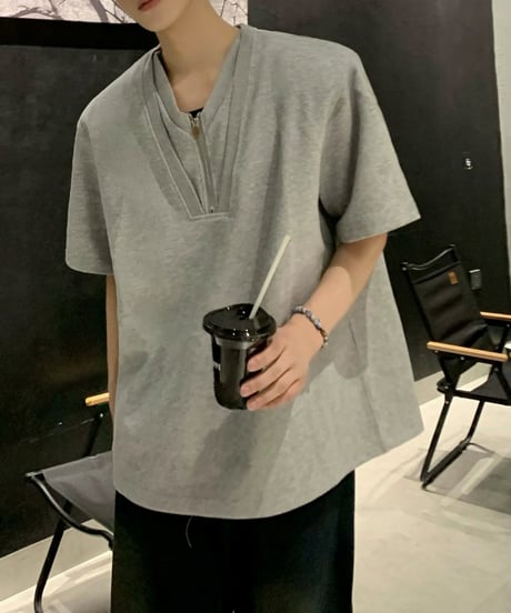 レイヤードネック ハーフジップTシャツ