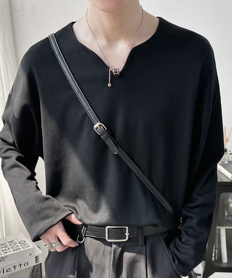 Vネック スキッパーロングTシャツ