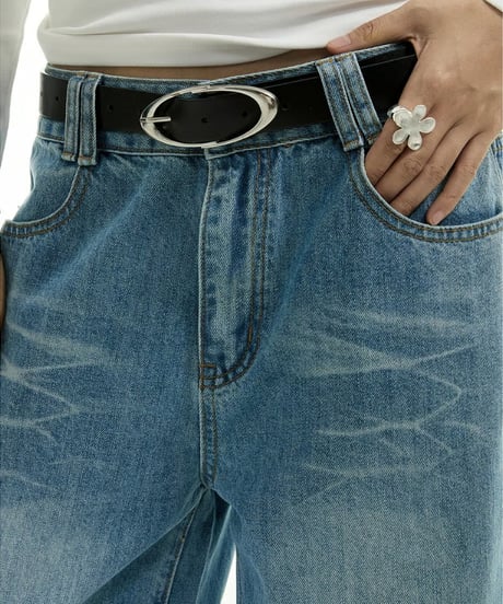 ルーズシルエット バギーデニムパンツ