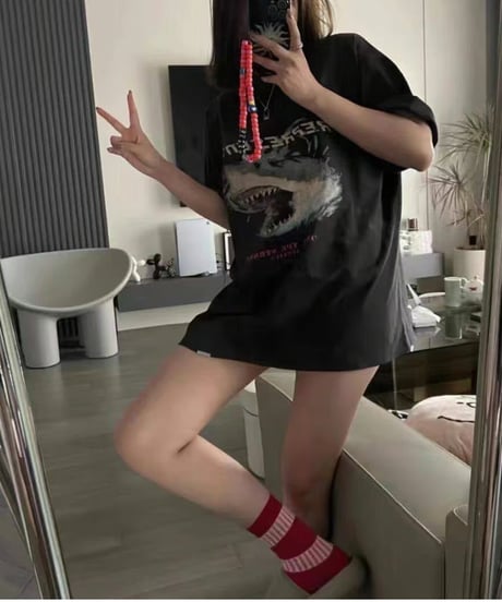 SHARK ATTACK グラフィックTシャツ / 2color