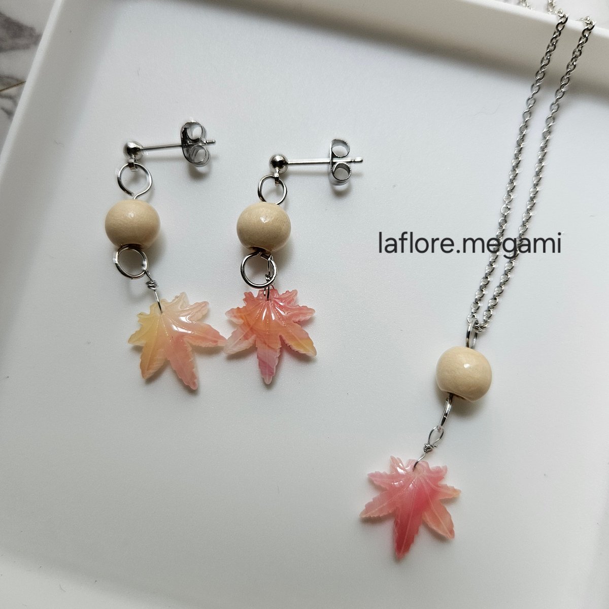 紅葉ウッドピアス(イヤリング) ＆ネックレス | la flore(ラ
