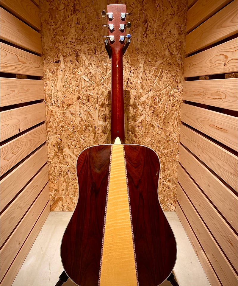 Morris W-40 | Guitarshop SOUNDNINE