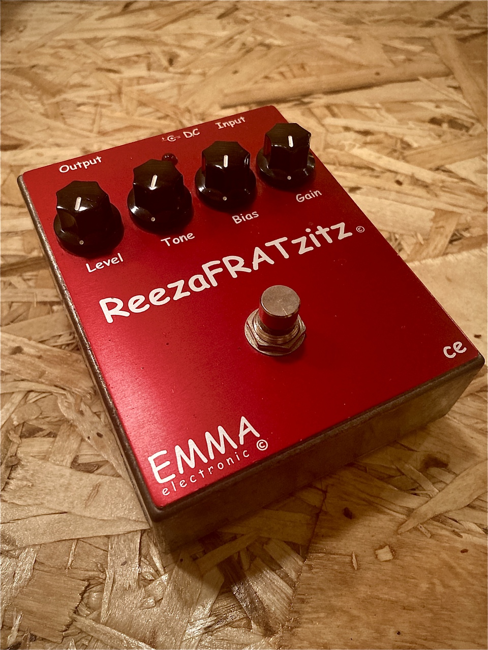 EMMA ReezaFRATitz2 ギターエフェクター　りょへ REEZAFRATZITZ 2 Distortion – Godlyke Distributing, Inc.