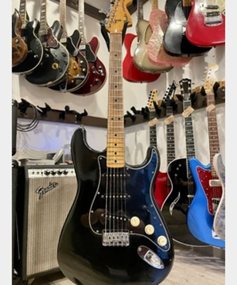Stratocaster 1976 | Guitarshop SOUNDNINE