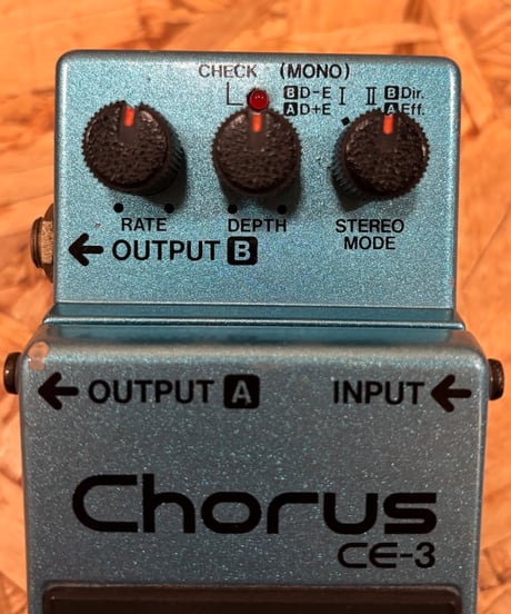 BOSS CE-3 Chorus