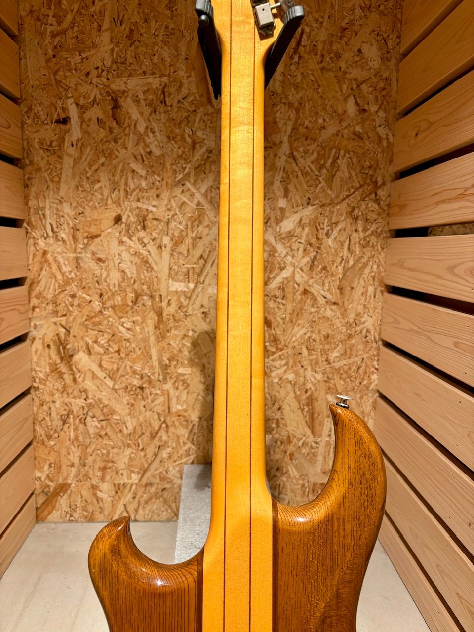 Ariapro2 RS-600H Rev Sound Series | Guitarshop