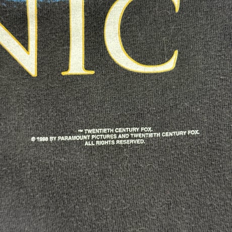TITANIC "MOVIE PROMO" FITS LIKE MEDIUM 2187