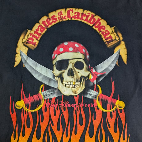 DISNEY VINTAGE PIRATES OF THE CARIBBEAN LARGE  664