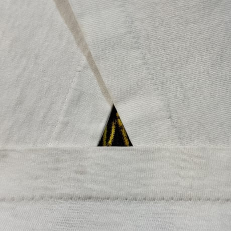RED HOT CHILI PEPPERS "BIKINI WALL" GIANT X-LARGE NO.1959