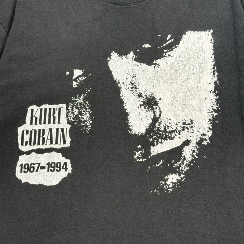 『 Cobain』FRUIT OF THE LOOM ブラック Tシャツ FRUIT OF THE LOOM ブラック Tシャツ - メルカリ