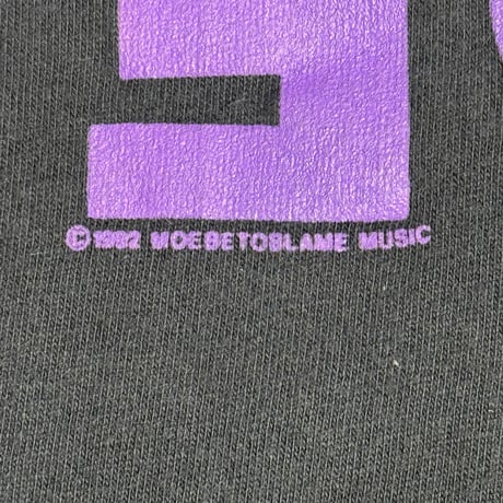 RED HOT CHILI PEPPERS "EUROPEAN TOUR" GIANT FITS LIKE X-LARGE 902