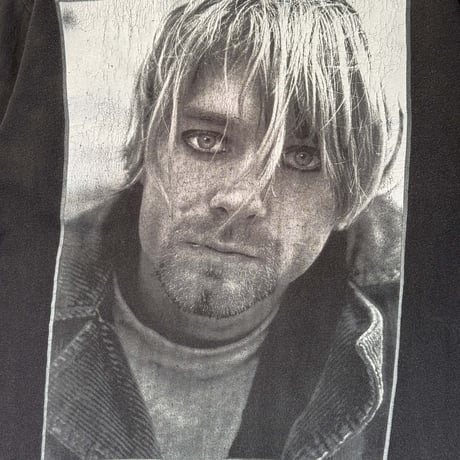 KURT COBAIN "MEMORIAL BLACK" ACME LARGE 2136